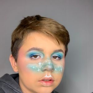 Meet your Posher, Charles